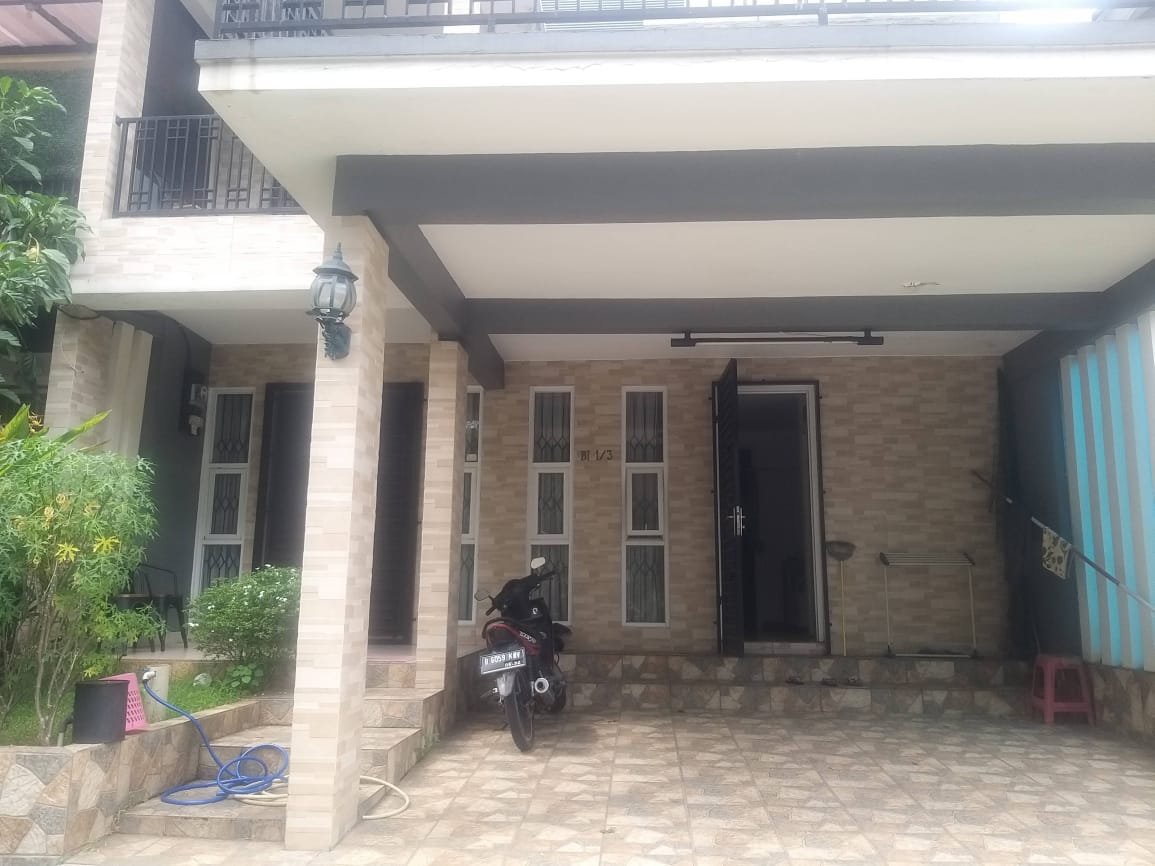 Rumah Disewakan Full Furnish di Cluster Meadow Green Lippo Cikarang 